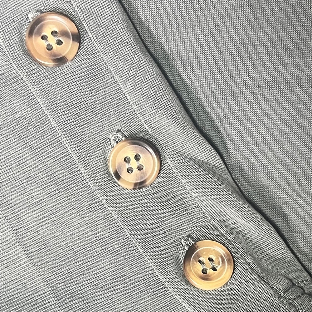NWOT Green Envelope Top with Side Button Detail.